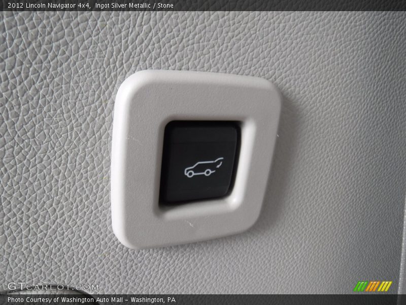 Ingot Silver Metallic / Stone 2012 Lincoln Navigator 4x4