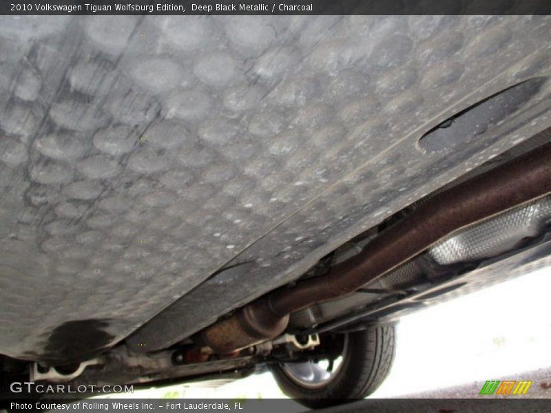 Deep Black Metallic / Charcoal 2010 Volkswagen Tiguan Wolfsburg Edition