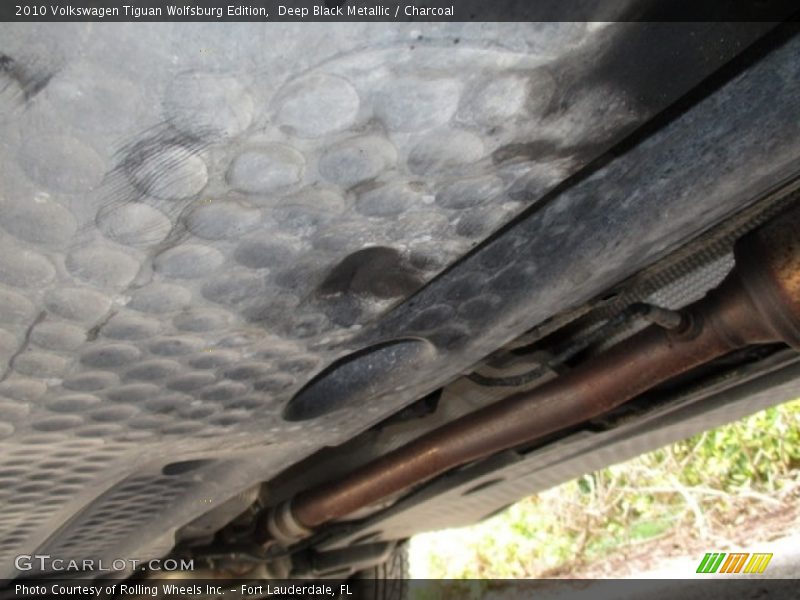 Deep Black Metallic / Charcoal 2010 Volkswagen Tiguan Wolfsburg Edition