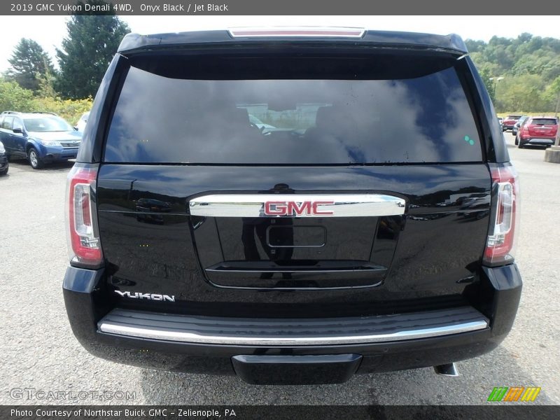 Onyx Black / Jet Black 2019 GMC Yukon Denali 4WD