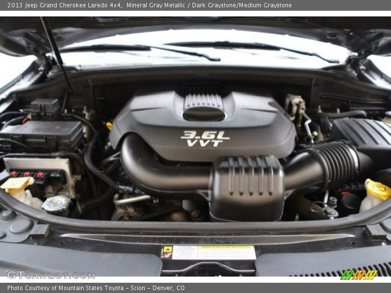 Mineral Gray Metallic / Dark Graystone/Medium Graystone 2013 Jeep Grand Cherokee Laredo 4x4