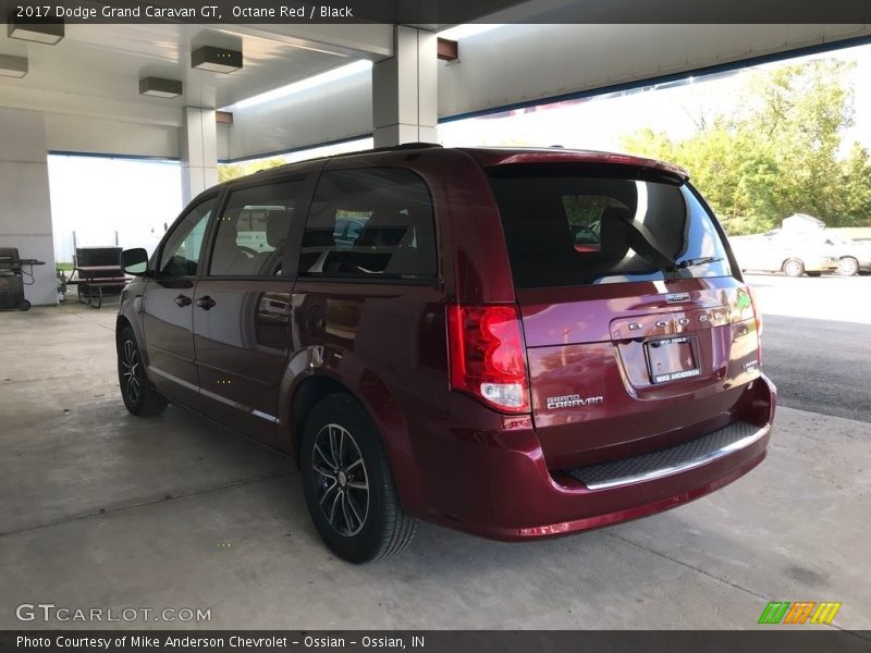 Octane Red / Black 2017 Dodge Grand Caravan GT