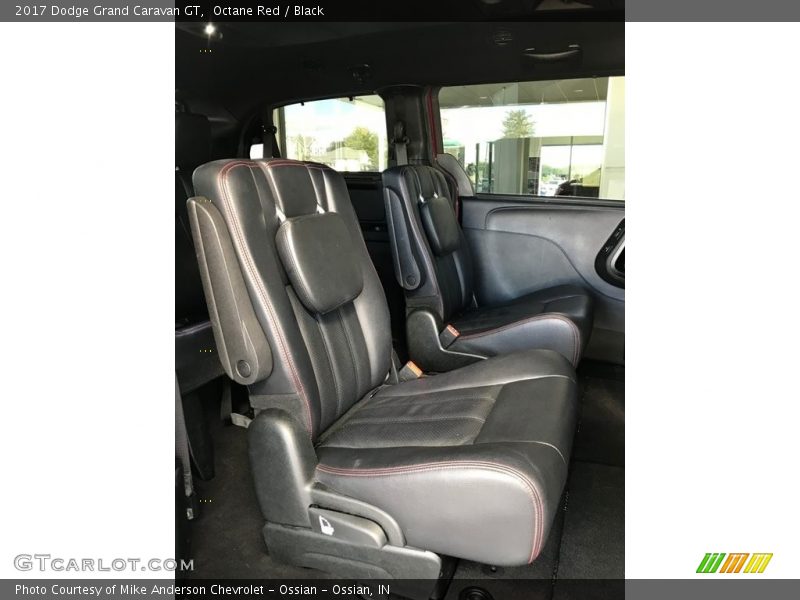 Octane Red / Black 2017 Dodge Grand Caravan GT