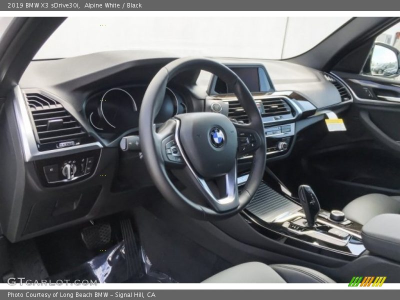 Alpine White / Black 2019 BMW X3 sDrive30i