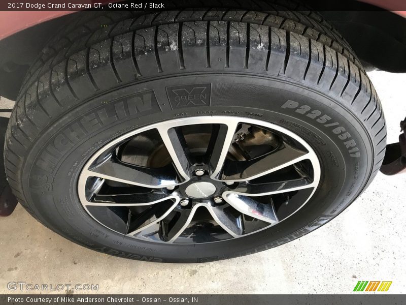 Octane Red / Black 2017 Dodge Grand Caravan GT