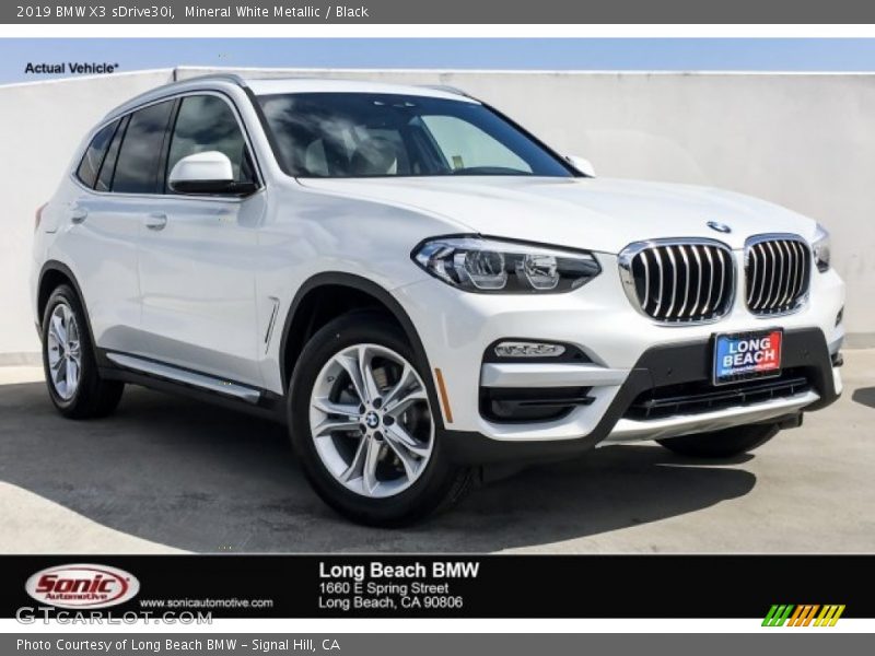 Mineral White Metallic / Black 2019 BMW X3 sDrive30i