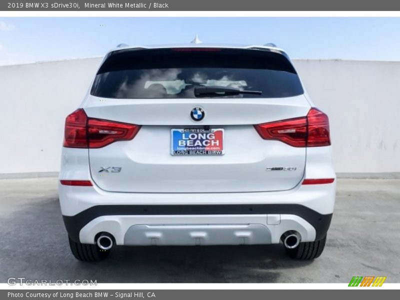 Mineral White Metallic / Black 2019 BMW X3 sDrive30i