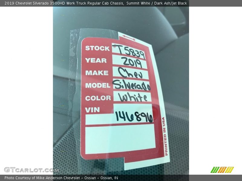 Summit White / Dark Ash/Jet Black 2019 Chevrolet Silverado 3500HD Work Truck Regular Cab Chassis