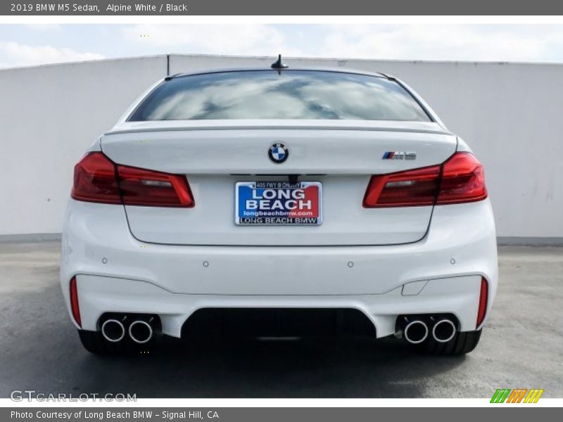 Alpine White / Black 2019 BMW M5 Sedan