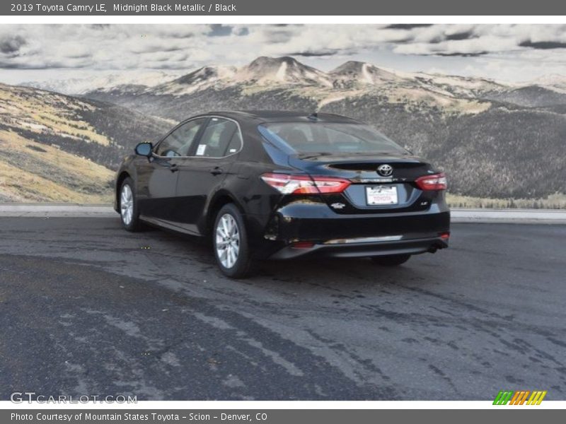 Midnight Black Metallic / Black 2019 Toyota Camry LE