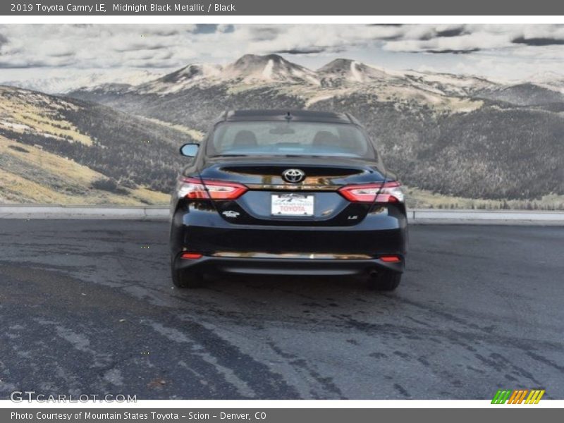 Midnight Black Metallic / Black 2019 Toyota Camry LE