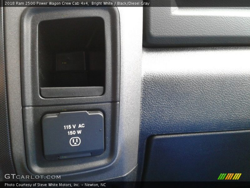 Bright White / Black/Diesel Gray 2018 Ram 2500 Power Wagon Crew Cab 4x4