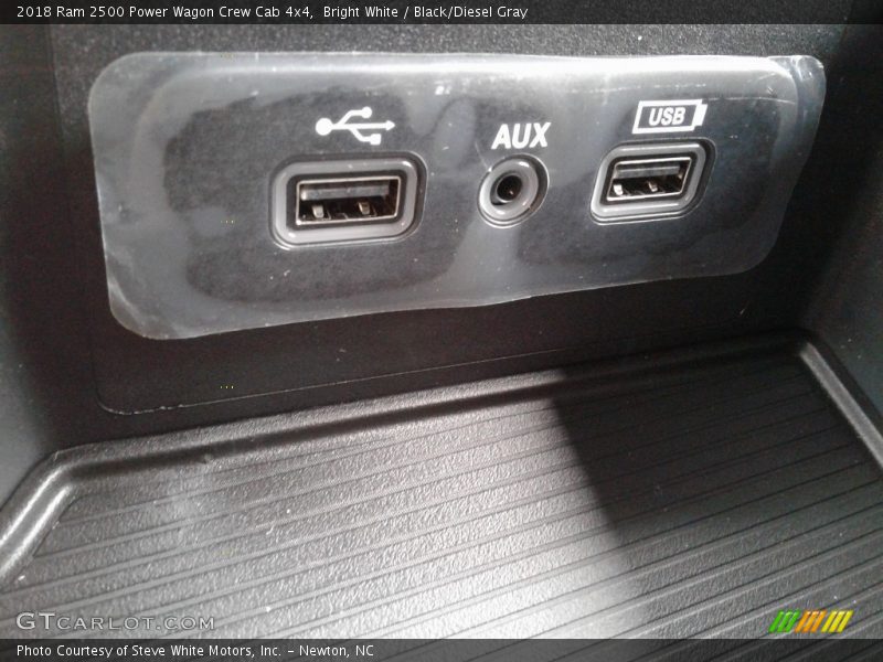 Bright White / Black/Diesel Gray 2018 Ram 2500 Power Wagon Crew Cab 4x4