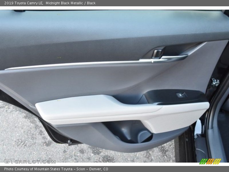 Midnight Black Metallic / Black 2019 Toyota Camry LE
