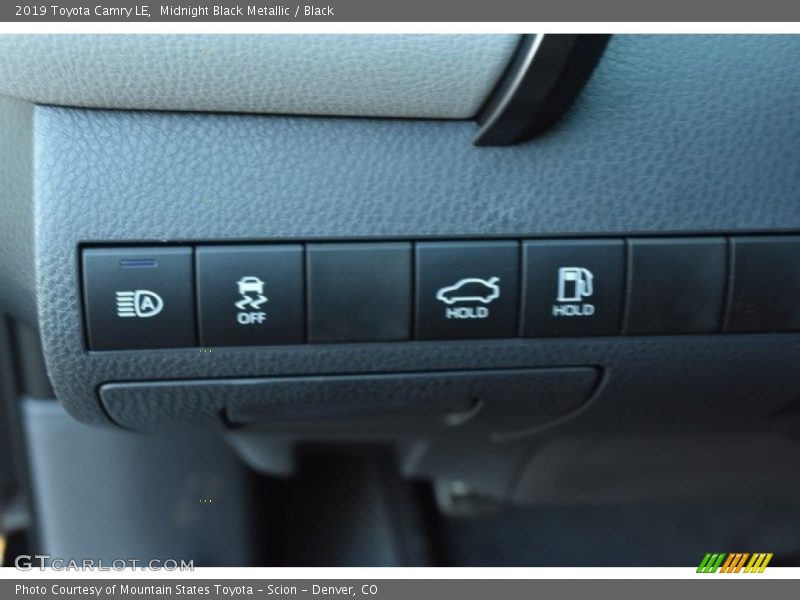 Midnight Black Metallic / Black 2019 Toyota Camry LE