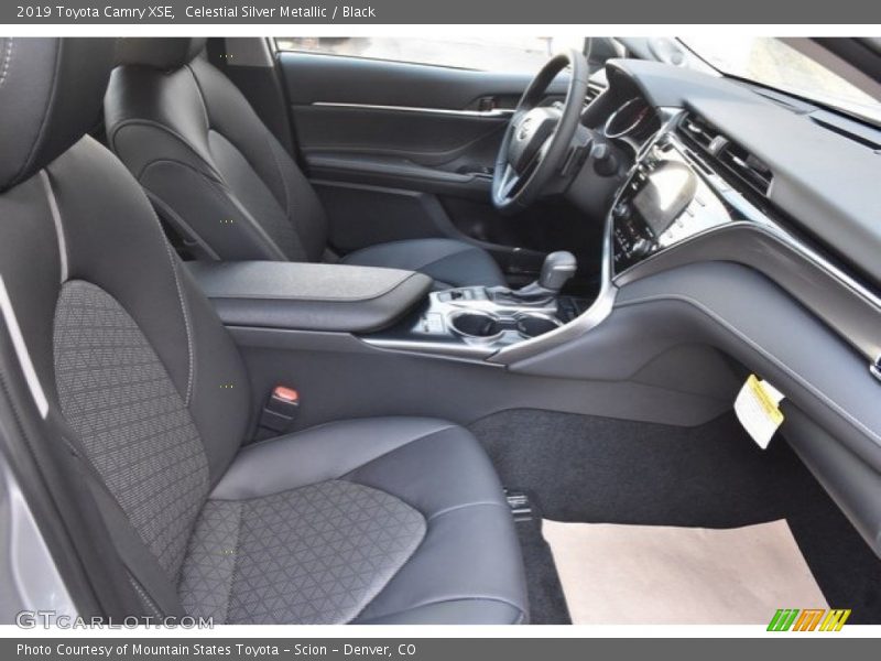 Celestial Silver Metallic / Black 2019 Toyota Camry XSE