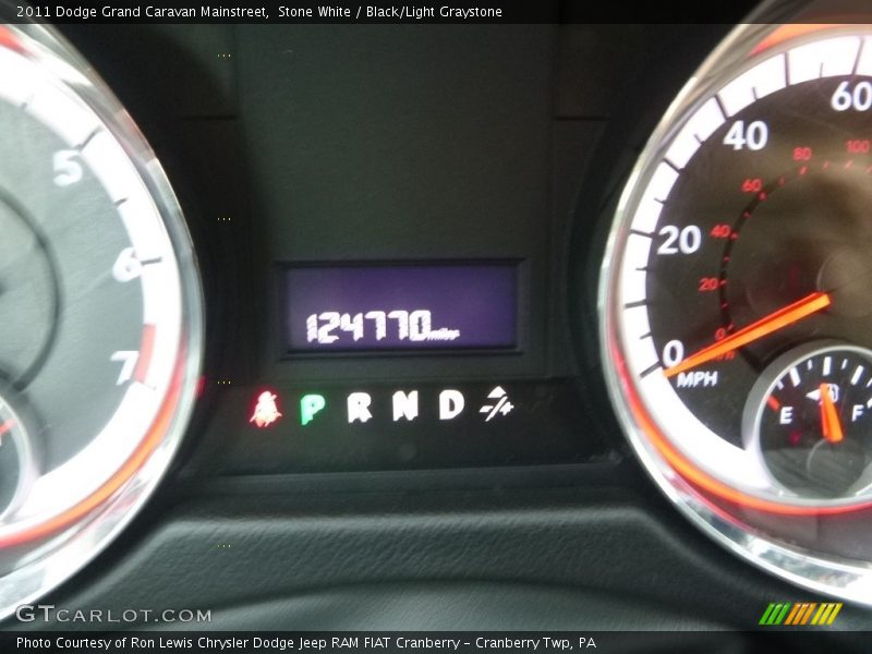 Stone White / Black/Light Graystone 2011 Dodge Grand Caravan Mainstreet
