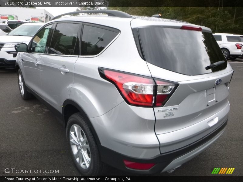 Ingot Silver / Charcoal Black 2018 Ford Escape SE 4WD