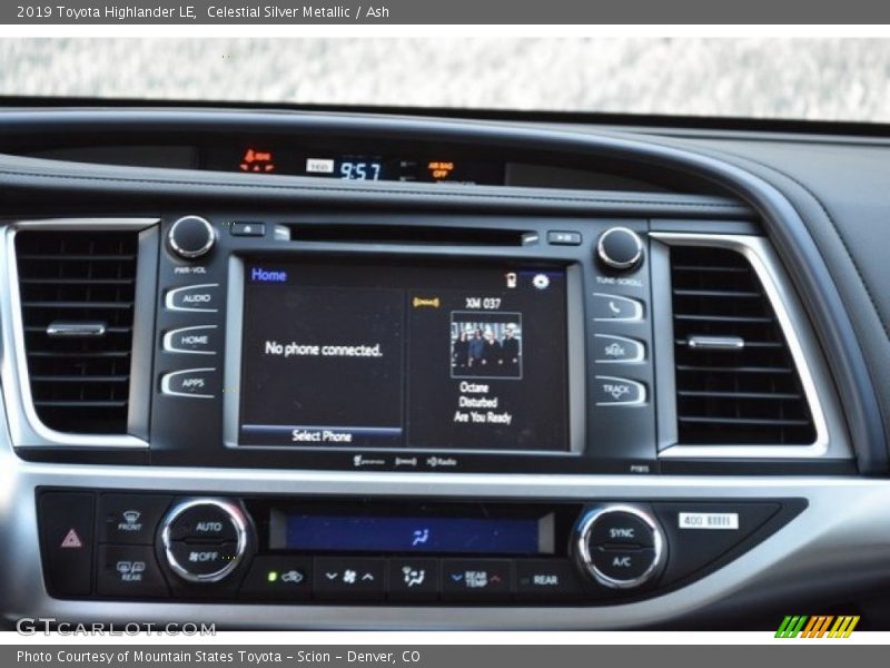 Celestial Silver Metallic / Ash 2019 Toyota Highlander LE