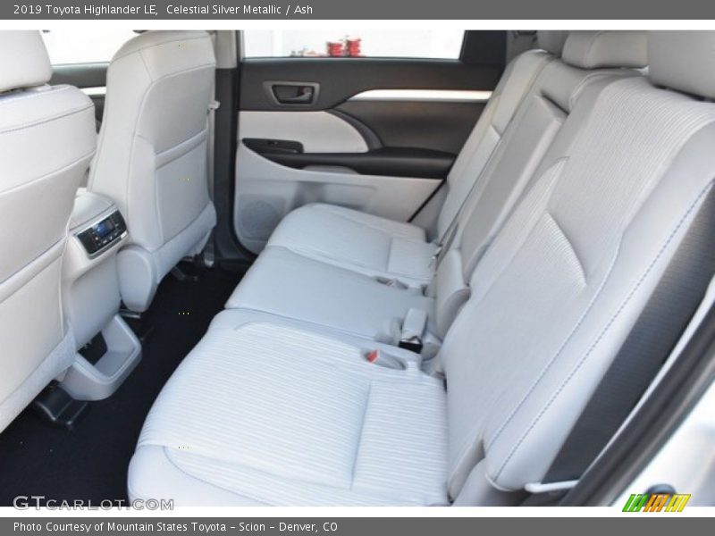 Celestial Silver Metallic / Ash 2019 Toyota Highlander LE