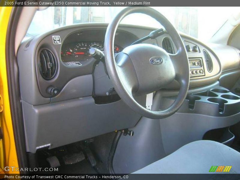 Yellow / Medium Flint 2005 Ford E Series Cutaway E350 Commercial Moving Truck