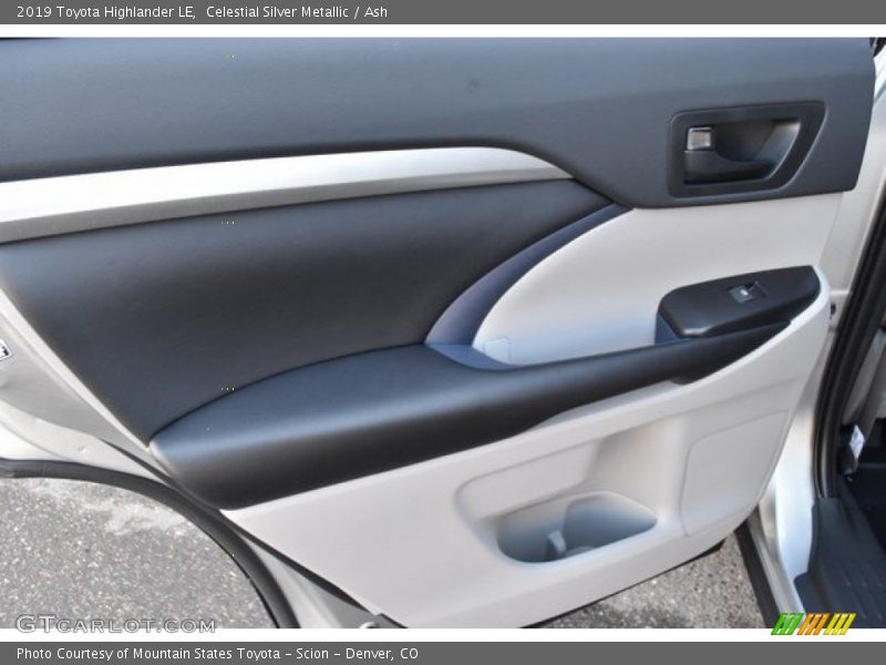 Celestial Silver Metallic / Ash 2019 Toyota Highlander LE