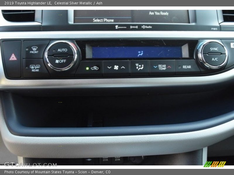 Celestial Silver Metallic / Ash 2019 Toyota Highlander LE