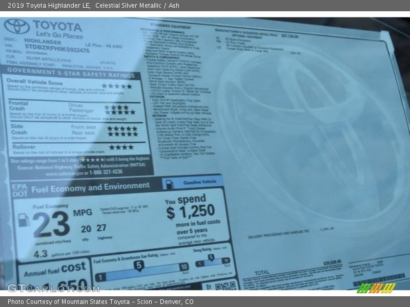 Celestial Silver Metallic / Ash 2019 Toyota Highlander LE