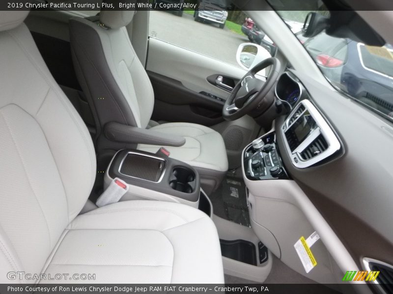Bright White / Cognac/Alloy 2019 Chrysler Pacifica Touring L Plus