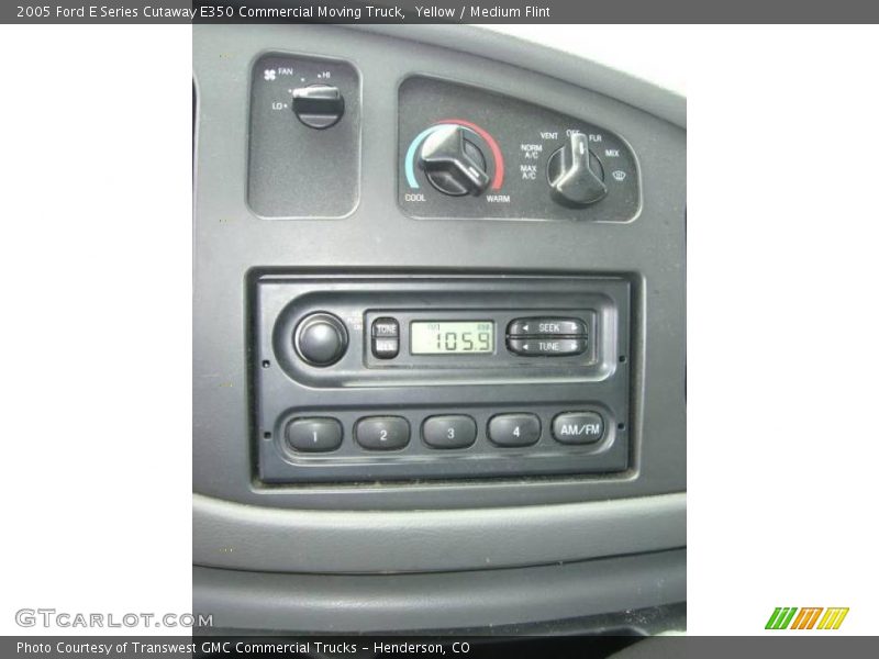 Yellow / Medium Flint 2005 Ford E Series Cutaway E350 Commercial Moving Truck
