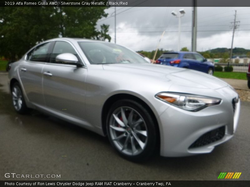 Silverstone Gray Metallic / Black/Red 2019 Alfa Romeo Giulia AWD
