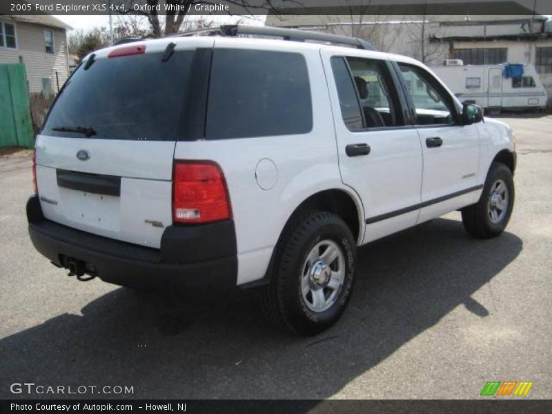 Oxford White / Graphite 2005 Ford Explorer XLS 4x4
