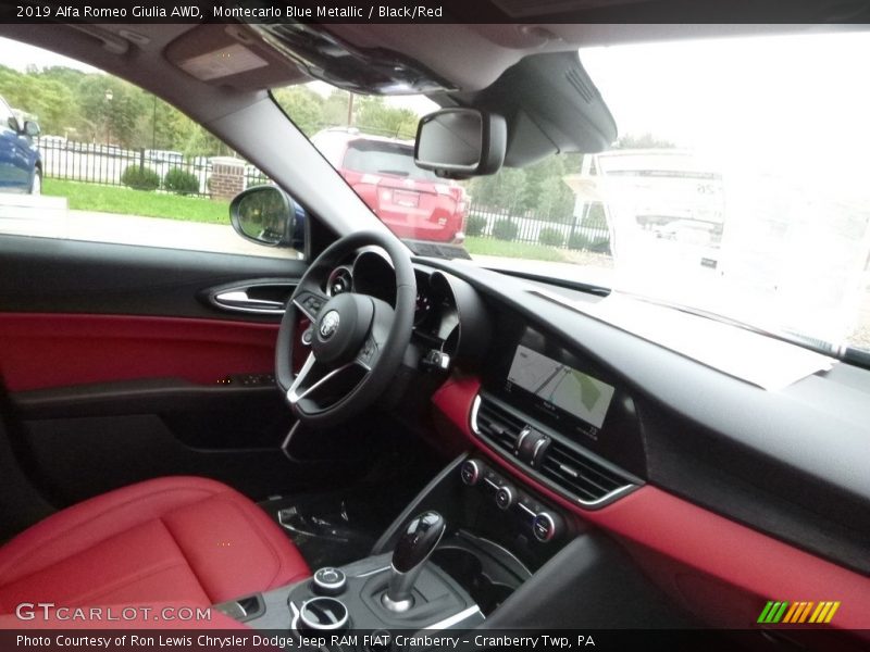 Dashboard of 2019 Giulia AWD