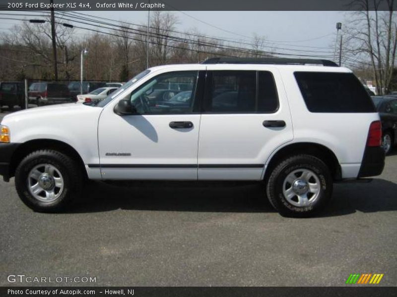 Oxford White / Graphite 2005 Ford Explorer XLS 4x4