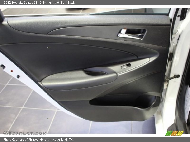 Shimmering White / Black 2012 Hyundai Sonata SE