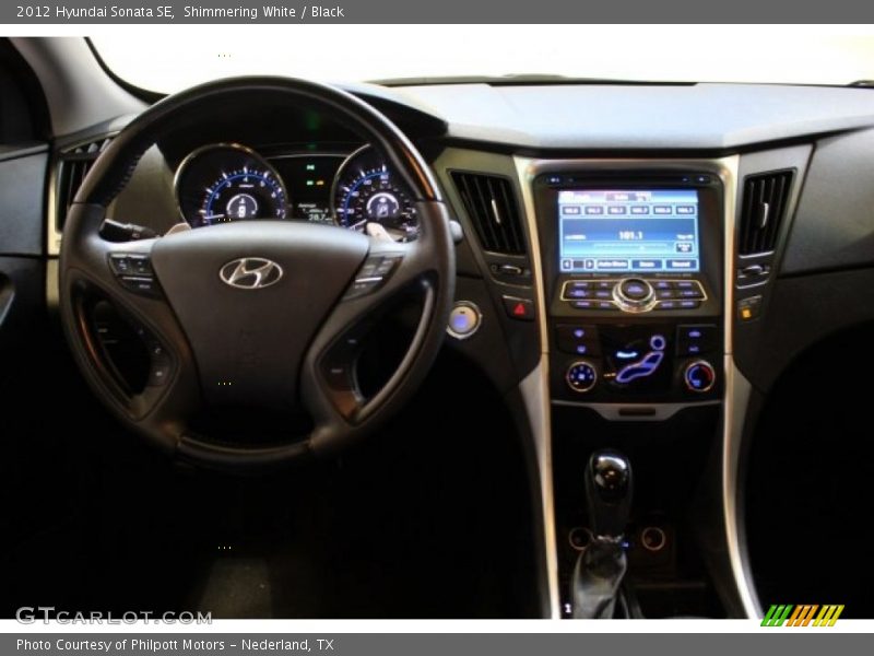 Shimmering White / Black 2012 Hyundai Sonata SE