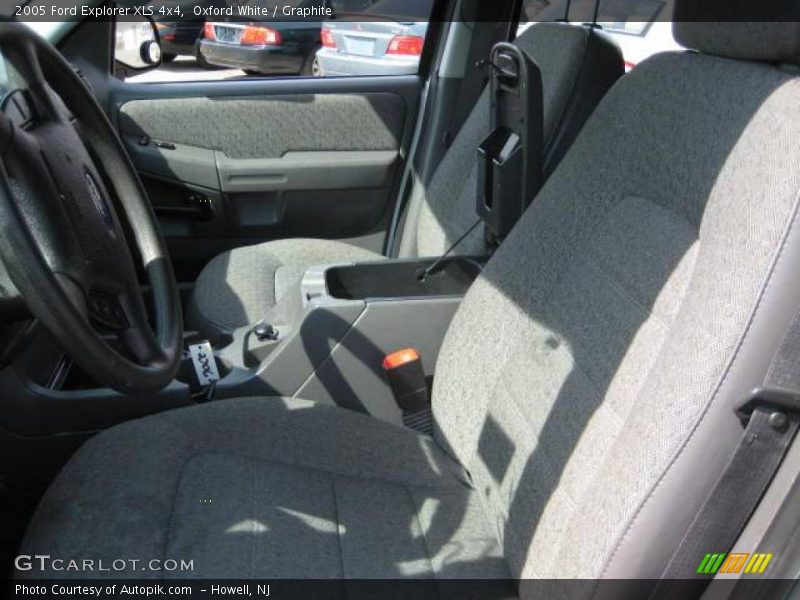 Oxford White / Graphite 2005 Ford Explorer XLS 4x4