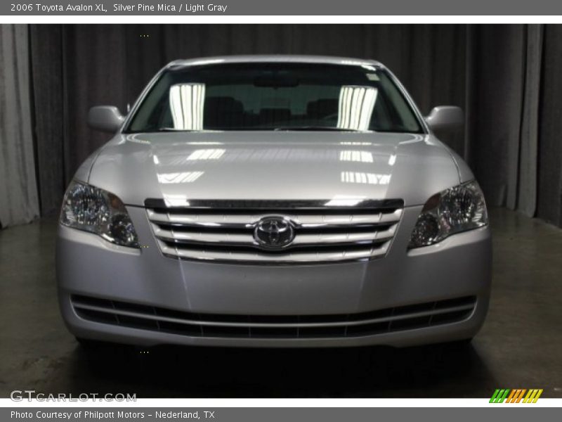 Silver Pine Mica / Light Gray 2006 Toyota Avalon XL