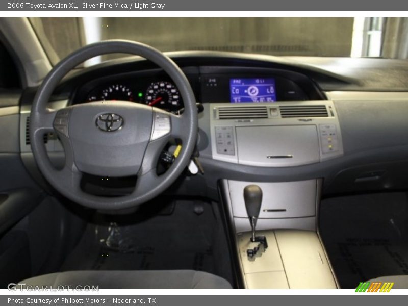 Silver Pine Mica / Light Gray 2006 Toyota Avalon XL