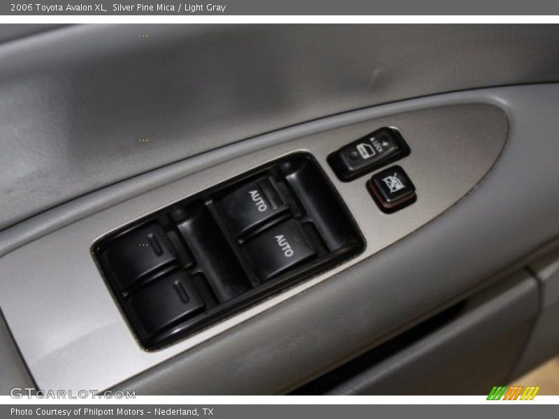 Silver Pine Mica / Light Gray 2006 Toyota Avalon XL