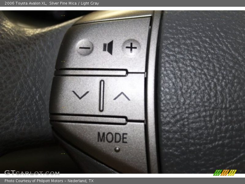 Silver Pine Mica / Light Gray 2006 Toyota Avalon XL