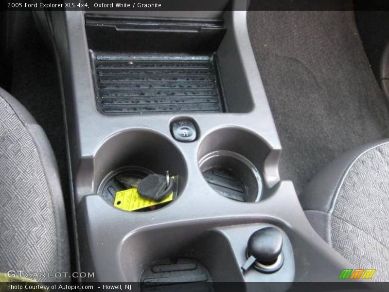 Oxford White / Graphite 2005 Ford Explorer XLS 4x4