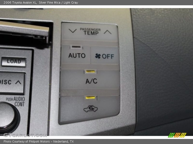 Silver Pine Mica / Light Gray 2006 Toyota Avalon XL