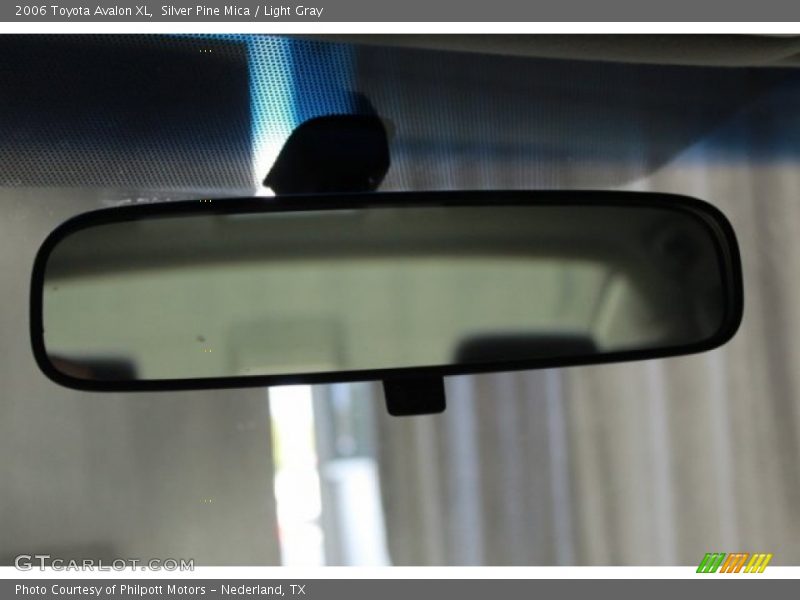 Silver Pine Mica / Light Gray 2006 Toyota Avalon XL