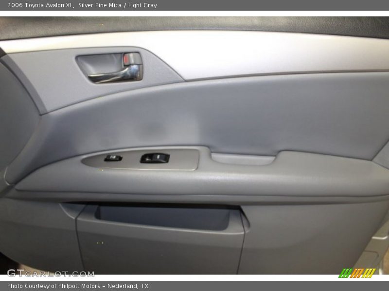 Silver Pine Mica / Light Gray 2006 Toyota Avalon XL