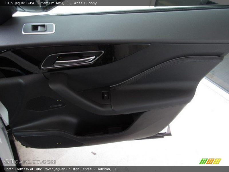Fuji White / Ebony 2019 Jaguar F-PACE Premium AWD