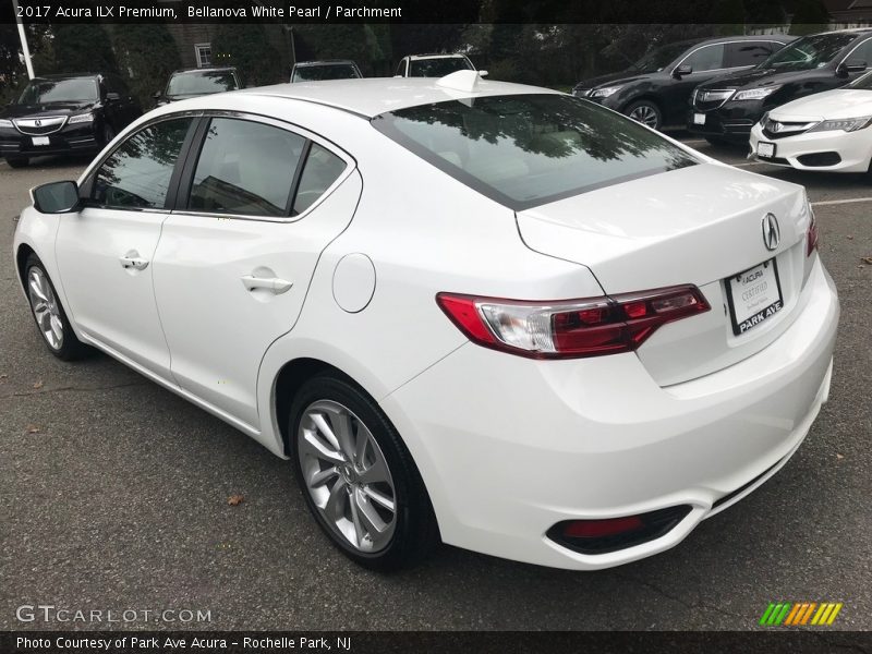 Bellanova White Pearl / Parchment 2017 Acura ILX Premium