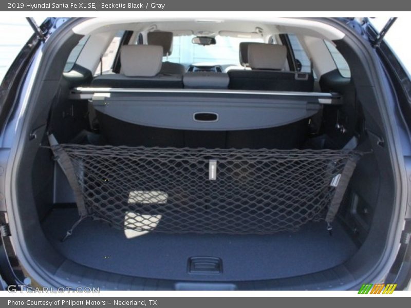  2019 Santa Fe XL SE Trunk