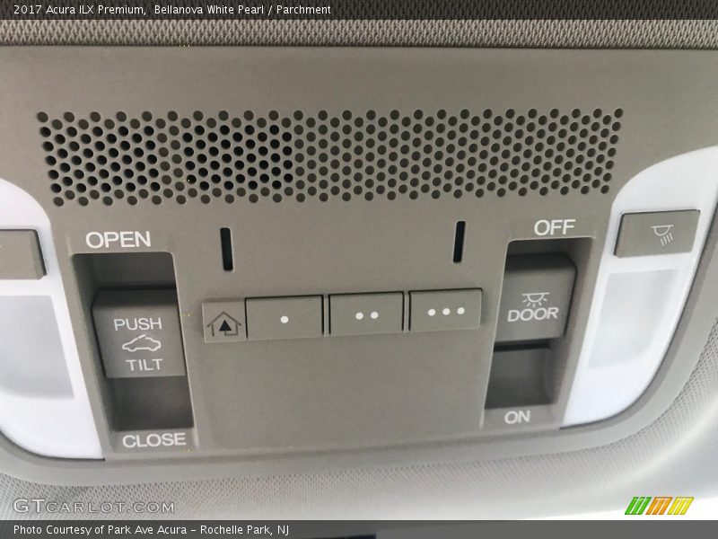 Bellanova White Pearl / Parchment 2017 Acura ILX Premium