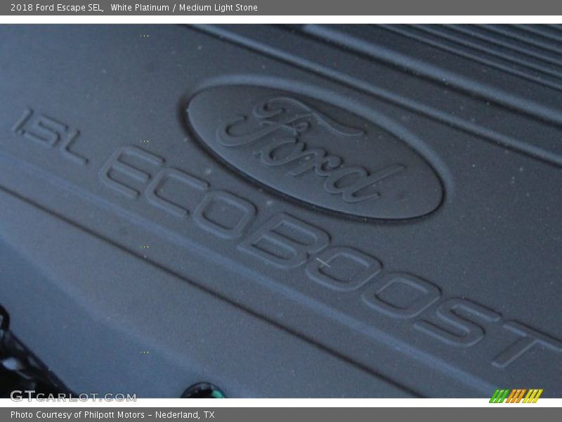 White Platinum / Medium Light Stone 2018 Ford Escape SEL
